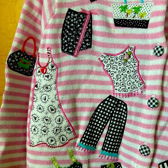 Fabulous Unique Cardigan - Picture 8 of 16